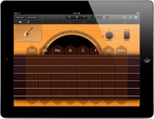 8bdc6_garageband-ipad-smart-guitar-227521 This is an image showing the interface of Garageband 2 on an ipad. It looks like guitar frets.