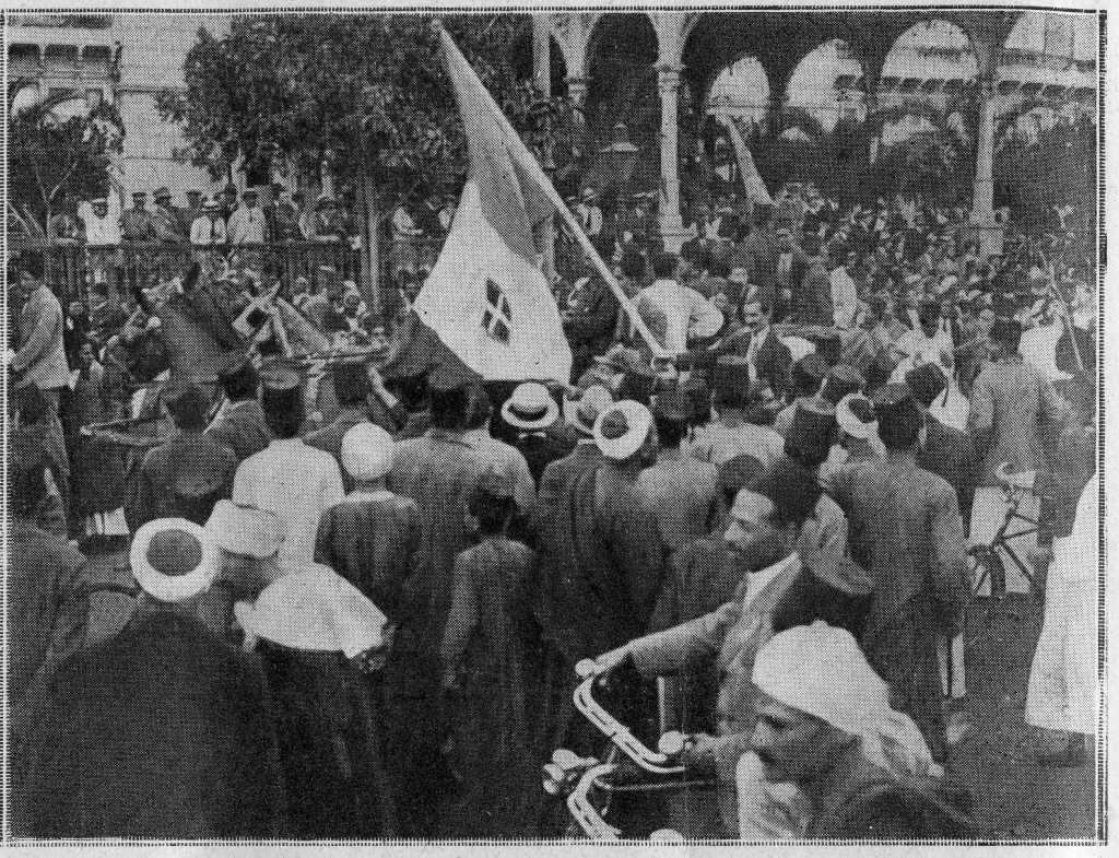 Figur“Egyptian crowds with Italian flag during 1919 Revolution.” Source: From L’Illustration ‎‎(Paris), May 3, 1919.‎e 6.3 (1)