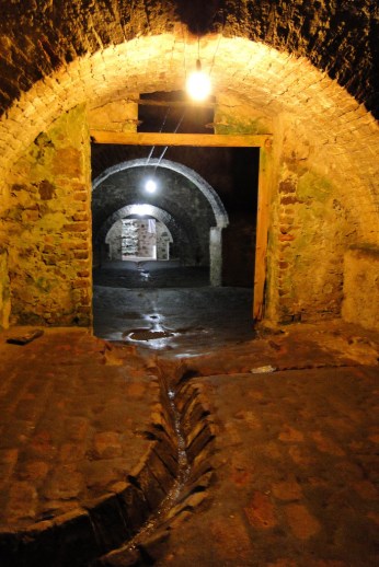 Interior of Men's Slave Cells - Cape Coast Castle - Ghana, Image by Flickr User Adam Jones, PhD