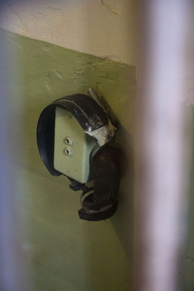 In Alcatraz, prisoners were allowed to listen to radio vis this two-channel device; image by Flickr user adrian8_8