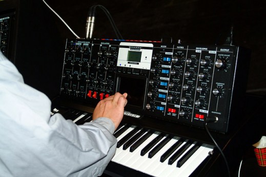 Minimoog Voyager Electric Blue, Image by Flickr User harald walker