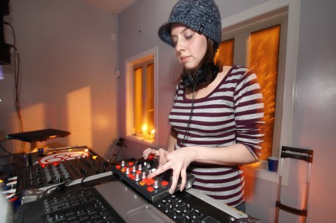 Jenn Lush (Home Bass), FORWARD Winter Session 2012, Image by JHG Photography (c)