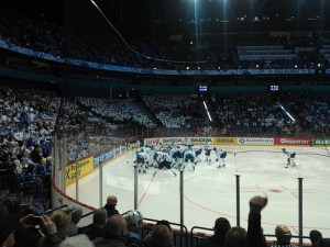"Ice Hockey World Championships Finland-Belarus" by Flickr user Chiva Congelado, CC BY-NC-SA 2.0