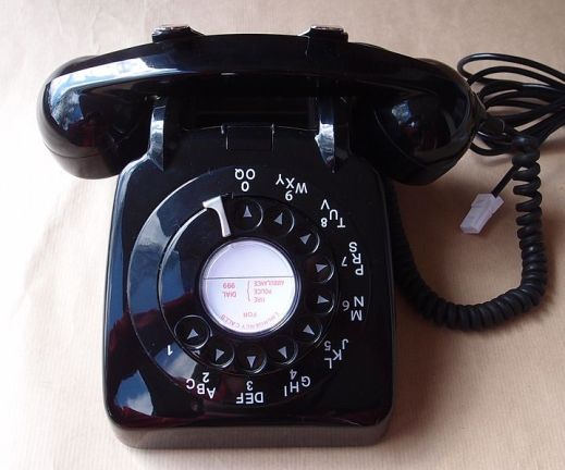 Playing telephone. Image borrowed from diamondmanga @Wikimedia.