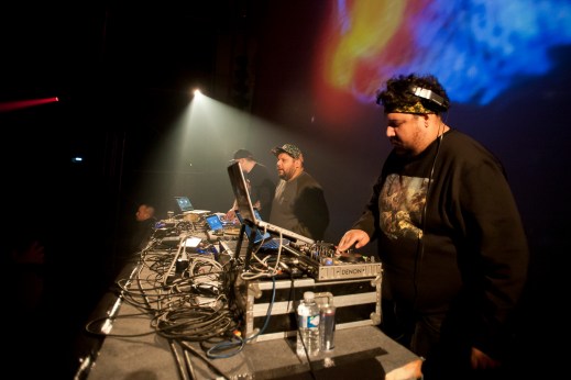 “A Tribe Called Red – Hall 4 (1)” by Flickr user Trans Musicales, CC BY-NC 2.0