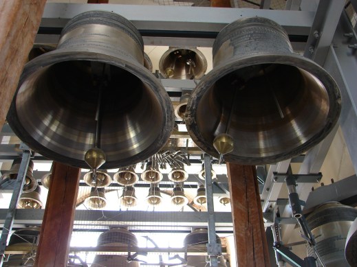 "Carillon of Peter And Paul Cathedral in Saint-Petersburg" by Wikimedia user RuED, CC BY-SA 3.0