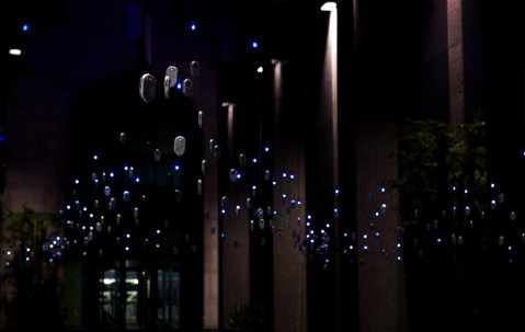 Photo of Respire by Anna Friz, a large installation of radios from Nuit Blanche Toronto, 2009.