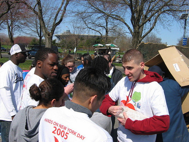 Old Navy Community Service, Image by Flickr User Jorge Quinteros