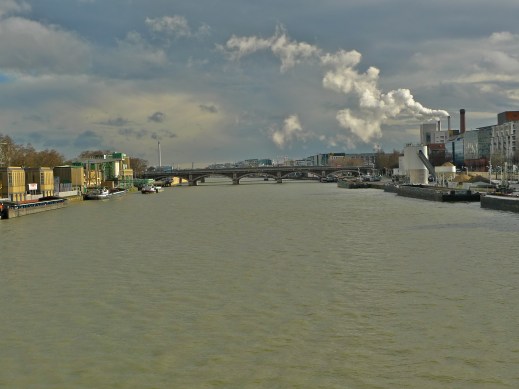 Pont National from the Pont de Tolbiac, Des Coulam