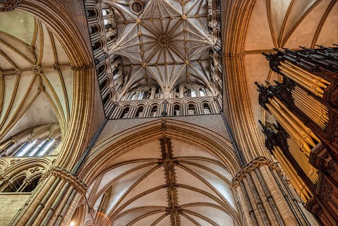 Interior of Lincoln Cathedral, Image by Flickr User Gary Ullah, (CC BY 2.0)